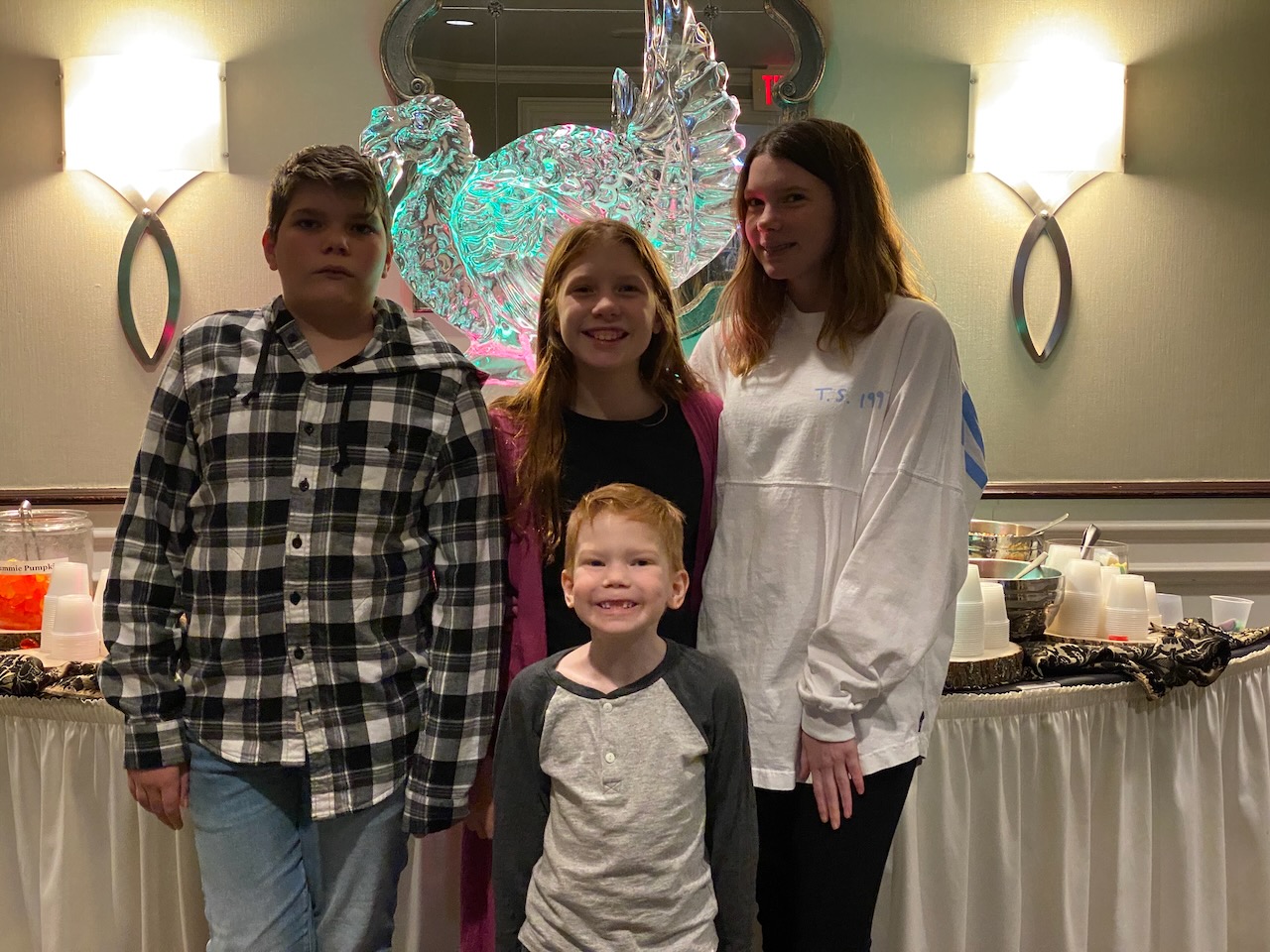 2019-12-06-holiday-happenings-2019-02 photo